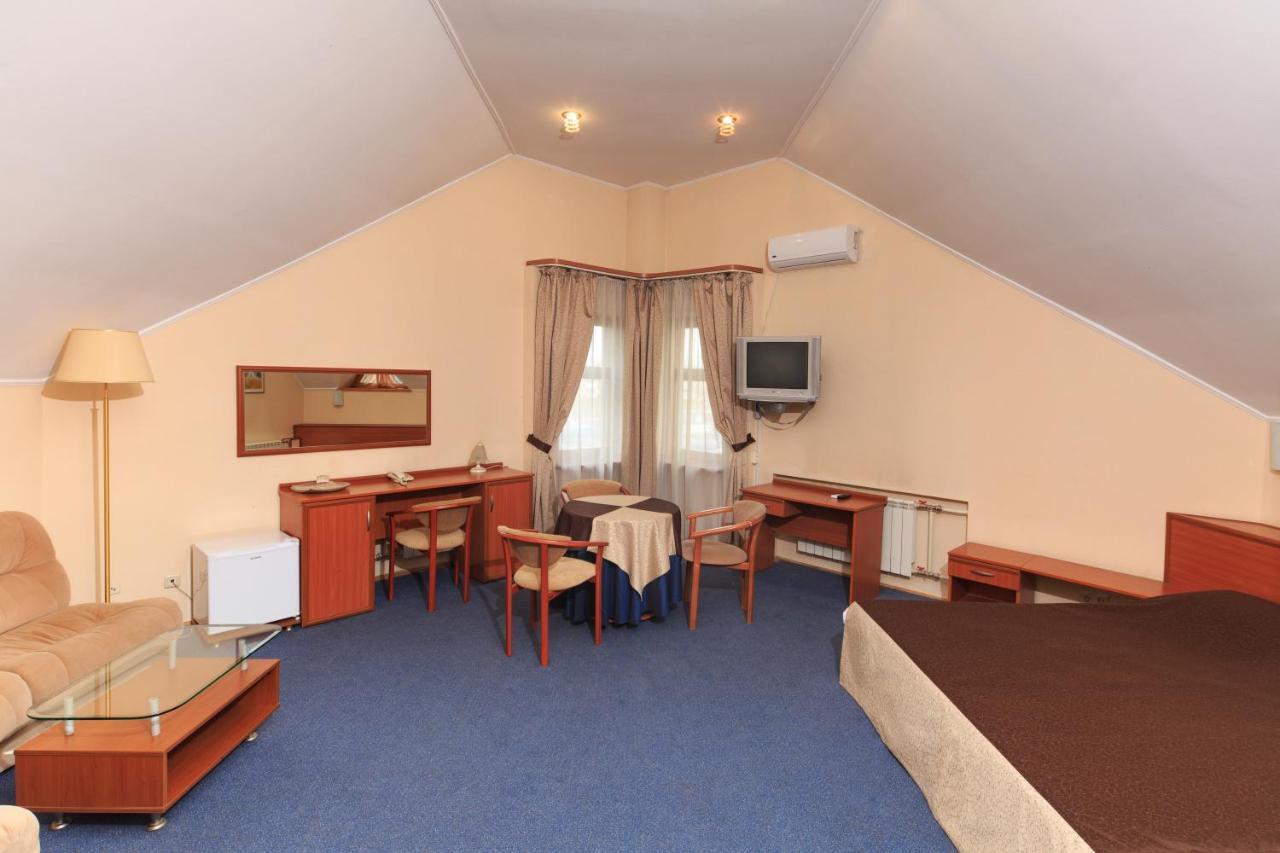 Zhayvir Hotel Kiev Bagian luar foto